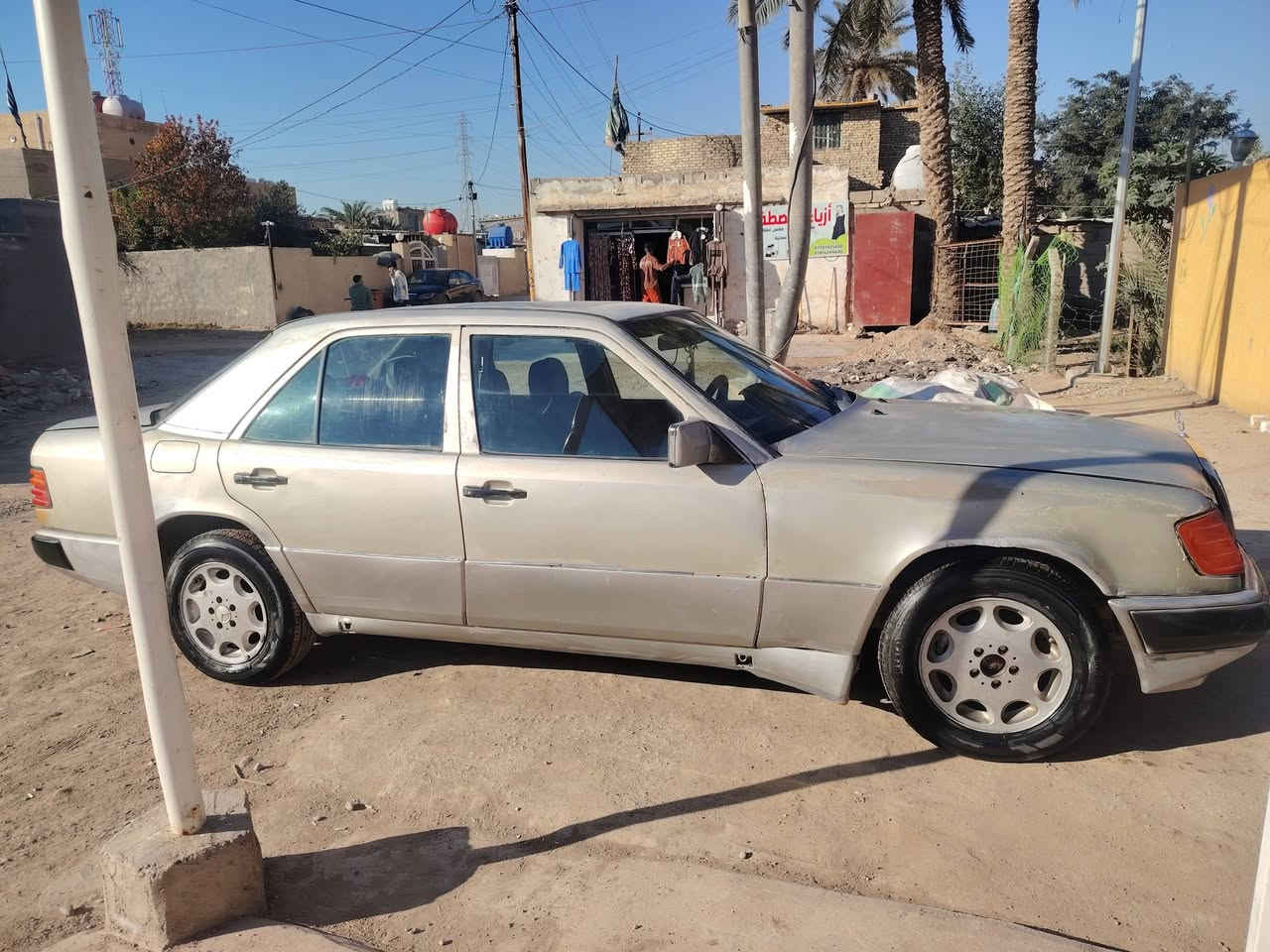 السلام عليكم
مارسدس دب موديل 88 سيارة  كفالة عامة بدون ضربة بدون صبغ بدون معجون كفالة عامة مكينة vvt  مكفولة وكير مكفول تخم تاير جديد حدادية جديدة تحويل ثاني يوم مشروع وطني السعر 47 مكان السيارة الكوت اتصال صاحب السيارة
***********
***********
