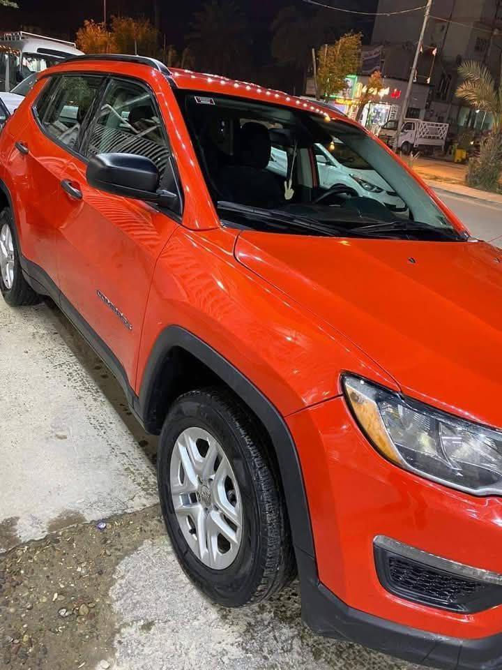 السلام عليكم
جيب كومباس مديل 17
حادثه فقط بنيد بدون ايرباك 
صور الحادث والسونار مرفقه بالمنشور
ماشيه 83
السعر 119 وبيها مجال 
رقم بابل باسمي 
الاستفسار ***********
