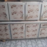 كاونتر كامل مع السنك للبيع نضيف ١٠٠ الف٠٧٨٠٤٧٧٢٥٤٣