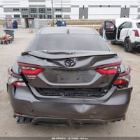 كامري SE • ٢٠٢٤ • ٤٣٢١٨ ميل