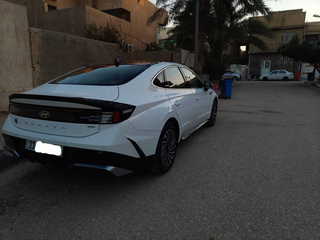 هونداي سوناتا هايبرد 2025 خليجي زيرو  كفاله عامه من كلشي  ضمان 3 سنوات شركة الاولى موترز وكل فروعة بالعراق 
ماشية 800كيلو فقط اقل الالف فول مواصفات اعلى فئة
رقم بغداد حره بأسمي 
مكان النجف الاشرف 
 للاستفسار *********** وبيه وتساب
