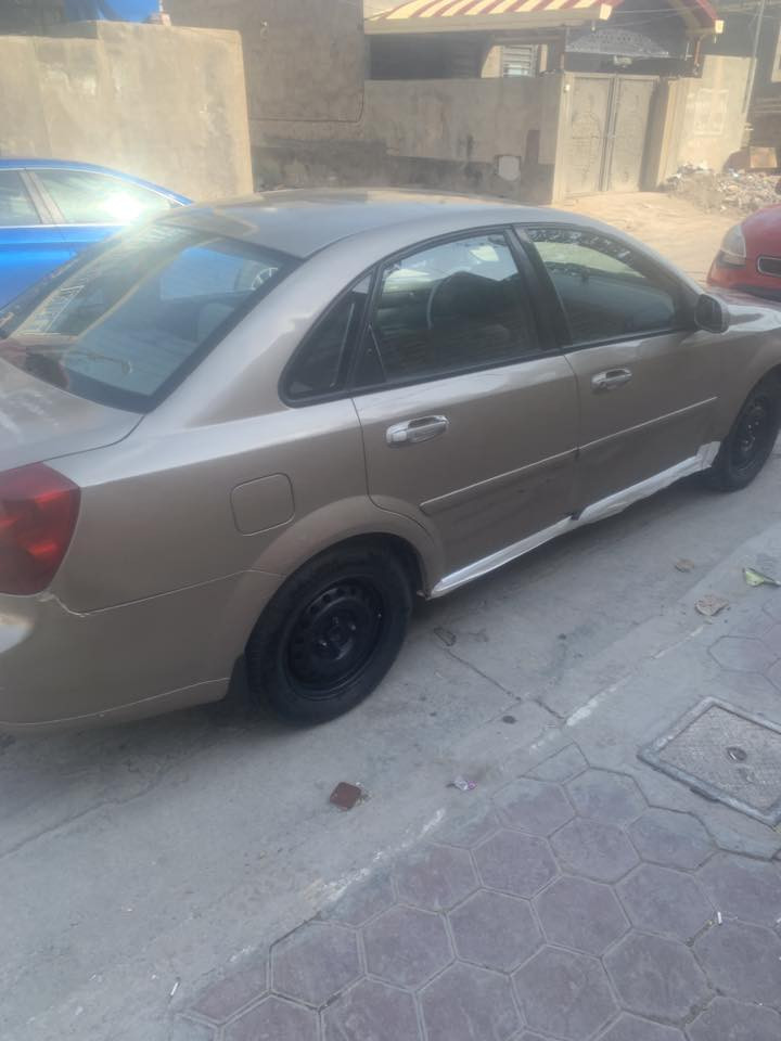 اوبترا موديل 2005 
كير اوتو سياره مصبوغه عام 
تدفئه تبريد تخم تاير صدر جديد 
كير ومكينه بلجيس تجي وشوف بعينك 
رقم بابل انكليزي باسمي بيها ملاحضات بسيطه 
سعر ب52 وبيها مجال مكان بغداد 
***********
رجائاً مايعجبك سعر اعبره وجماعة 40 لاتعلق وتضل تكسر بسعر
