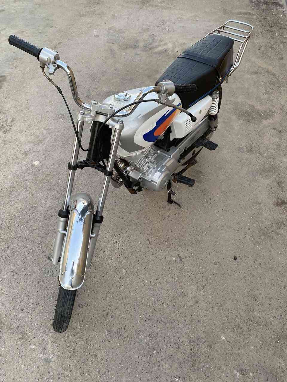 سلام عليكم دراجه رابيدو جديده تعمير 2025مكينه ناعمه شوف الصور بالحقيقه احله من صور سعر 550 بيه مجال لشراي  التواصل ***********
