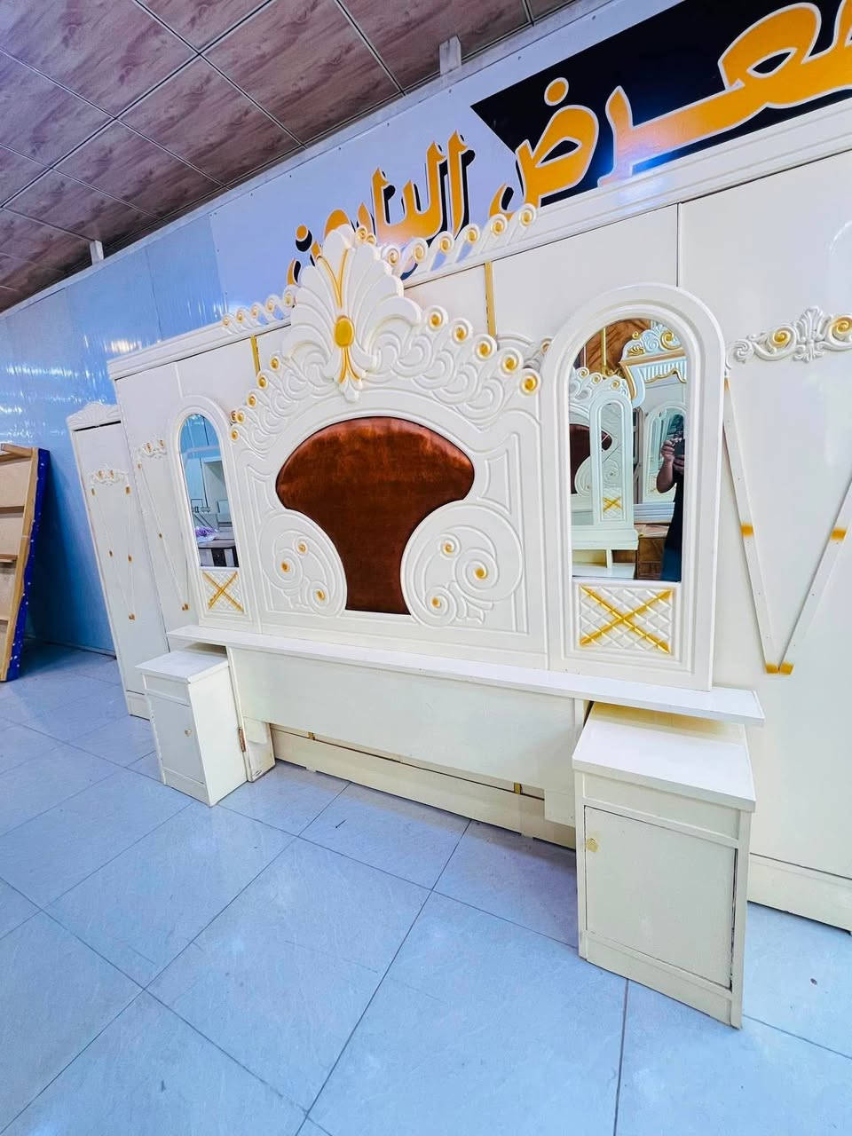 غرفة عراقي صبغ حراري ٦ابواب. 
٦٥٠بس واصل كول مناطق بغداد


**إذا كنت صاحب هذا الإعلان وتريد حذفه لأي سبب، رجاءا أرسل رسالة إلى الدعم الفني**