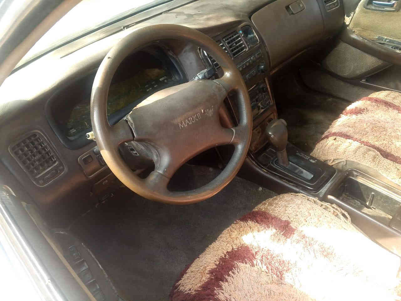 السلام عليكم مارك نفخ بيها كصه جنطه فقط لا غير مكفوله من الضربه مكينه ونجي سياره ما اندل راعيها اكفلك سرقه واصوليتها يمي سعرها 22 وبيها مجال اتصل على رقم ***********
