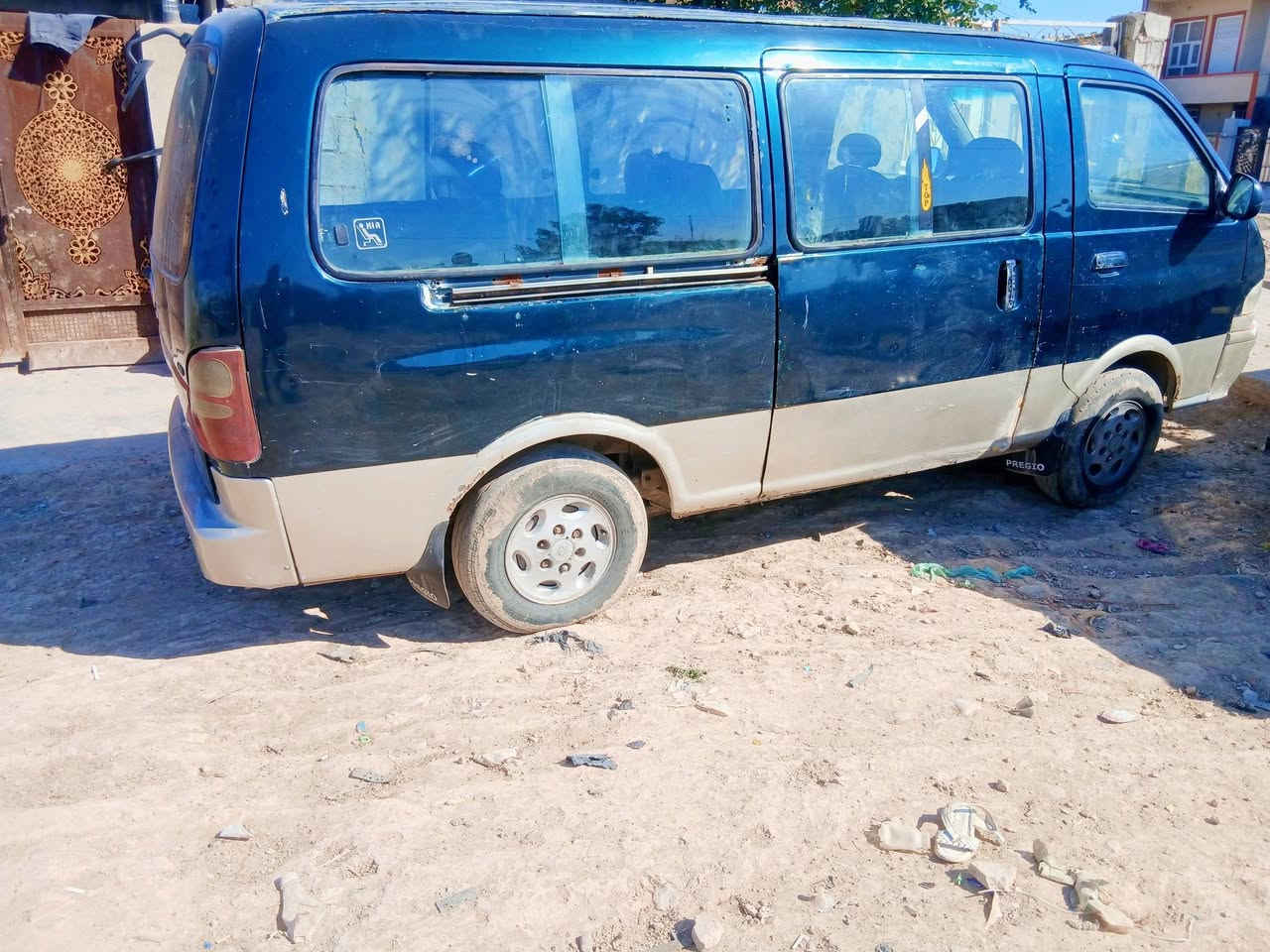 سلامو عليكم ورحمة الله وبركاته بريجو مديل 96سنويه ٢٨شواصي مكفوله تحويل مكفول سياره جاهزه متصرف عليها مكينه بيها صرف سعر ٣٥ ملكف بنشر ديالي بعقوبه ***********
