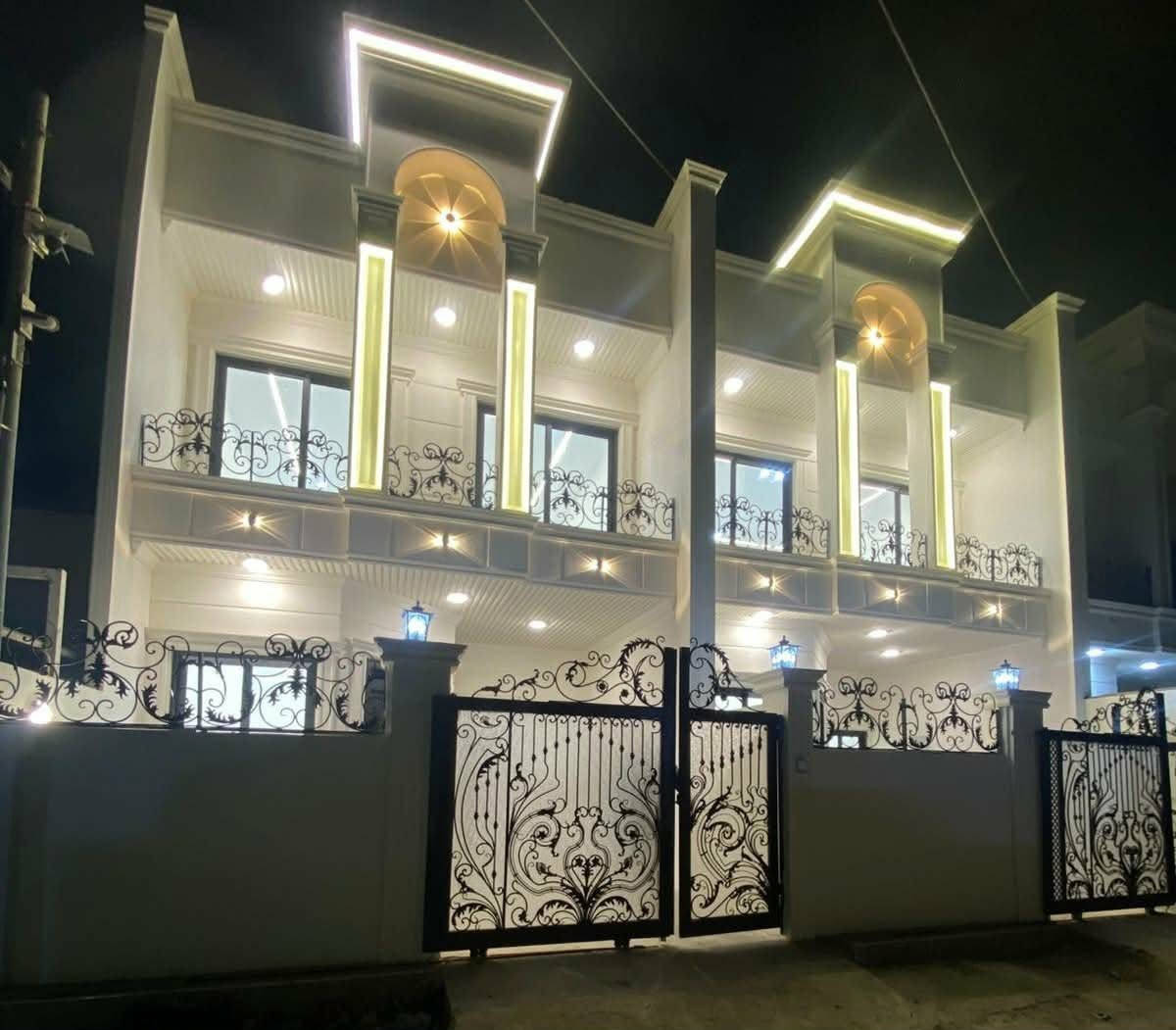 ‎بيت طابو صرف للبيع في التسعين /سلطان ساقي
‎ حديث غير مسكون
‎مساحة ١٢٠ متر 
‎مواصفات (نظام دكت مركزي |نظام الكاميرات| سقوف المغربية /فلين )
‎يتكون البيت من الطابقين طابق الاول يحتوي على (غرفة الضيف/غرفة النوم /مطبخ بارد و حار/ صحيات/هول داخلي/كراج )
‎اما الطابق الثاني يحتوي على (غرفتين نوم/صحيات/حوش خارجي)
‎علما بناء البيت من المواد درجة اولى وباشراف الهندسي 
‎موقع البيت تسعين / سلطان ساقي /قرب مدرسة حمزة بن عبد المطلب 
‎للسعر و الاستفسار اتصال على الرقم
***********☎️
