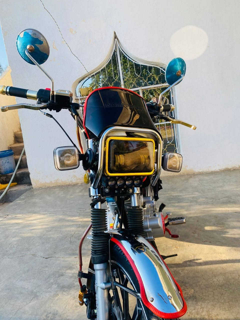 السلام عليكم دراجه نام برو للبيع موديل 25 المكان ديالى حمرين الشراي يتصل
***********

***********
