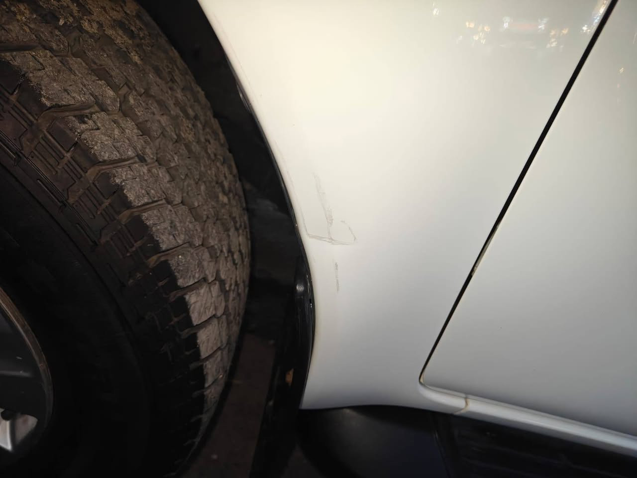 السلام عليكم
بيكب هايلوكس عالي رباعي اوتوماتيك موديل 2018
ساز رقم قادسية الجديد انكليزي بأسمي مكان السيارة بغداد.
سعر جدا مناسب 250قفل
السيارة بصمة عمل وشاشة و3 كامرات مشدود عليها 
ترايها مال زيرو السيارة كلش ناعمة
ماشية حاليا 133
***********
ملاحظة السونار مرفق والملاحظات بالسونار سويتهن واني سويت السونار حتى اتأكد من حلالي
بالعافية عل ياخذها
السعر قفل
