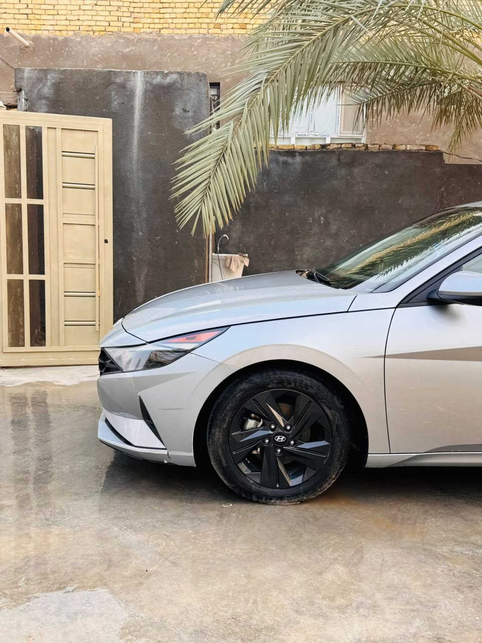 السلام عليكم
النترا 2023 رقم بابل بأسمي
بدون صبغ وبدول تبديل وبدون ارباك 
حادثها بارد بالجاملغ الخلفي فقط
والباقي مكفول من اي شي
سياره بصمه -ويل اسود- تبريد بيانو- شاشه جبيره - لد امامي السعر155 وبيها مجال قليل للاستفسار***********
