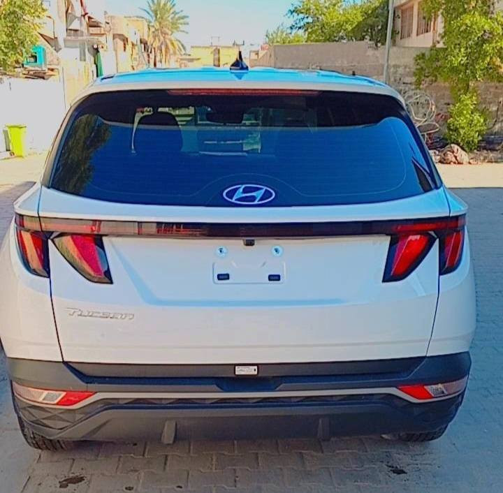 السلام عليكم 
هونداي توسان موديل 2024 وارد امريكي للبيع 
مـاشيـة 16,300 كيلو 
ممرقمه دخول جديد
حادثها بالدعامية ضربة خفيفه 
محرك 2500 gdi
للاستفسار ***********
