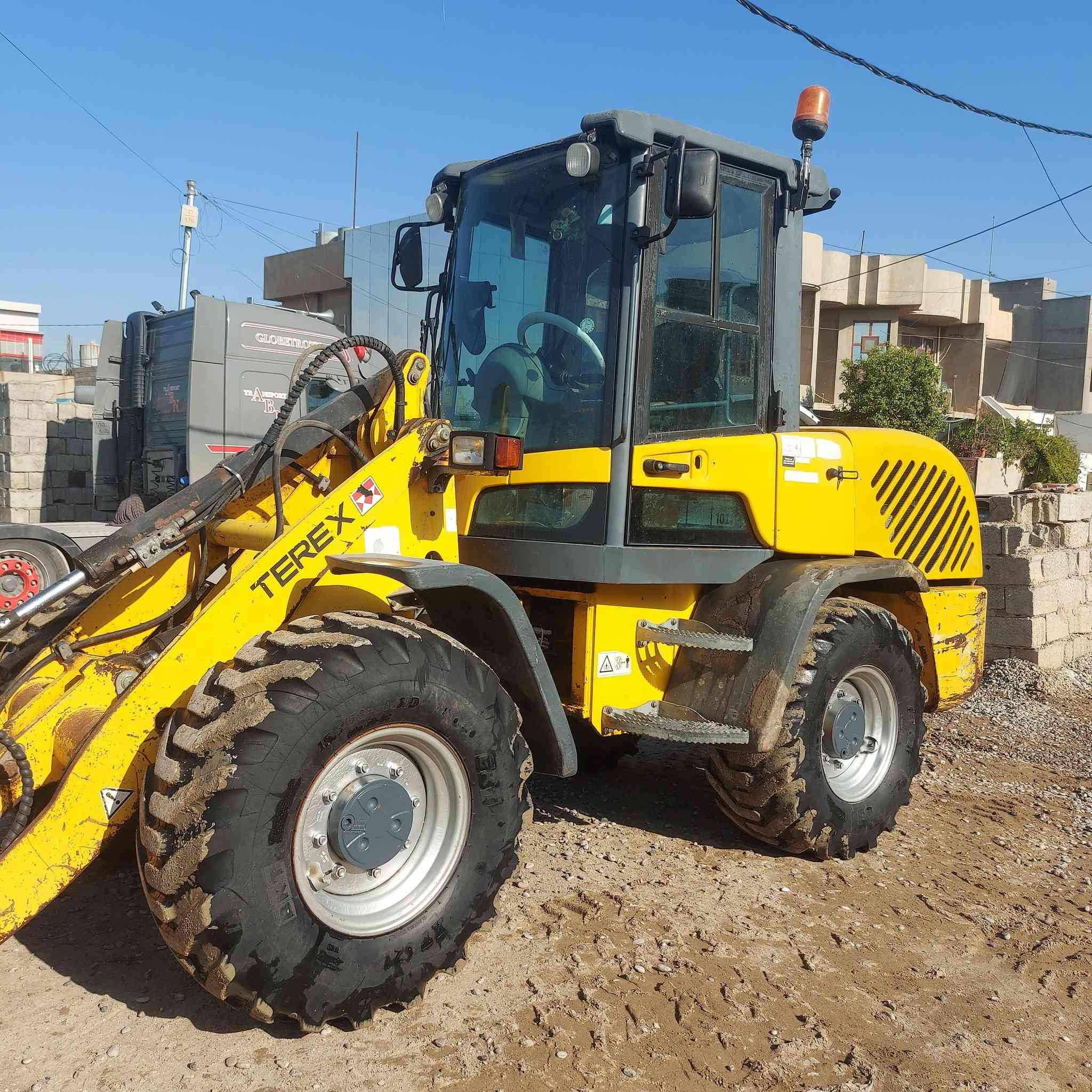 للبيع 
شفل تيركس موديل 2011رقم سليماني مكان كركوك  ***********
