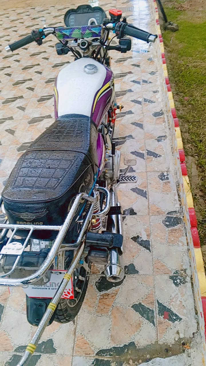 سلام عليكم دراجه سيفان 2025 اوراق كامله +الورقه الكرتونيه ما بيه اي نقص دراجه حلوه ونضيفه كله شغاله دشبول عرض شاشه + تشغيل اغاني الدراجه بوضع الشركه السعر 800 وبيه مجال للطيبين مكاني ديالى الوجيهيه ***********
