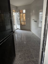 للايجار في السيديه بيت جديد يحتوي على 4غرف نوم هول داخلي صاله مطبخ حما...