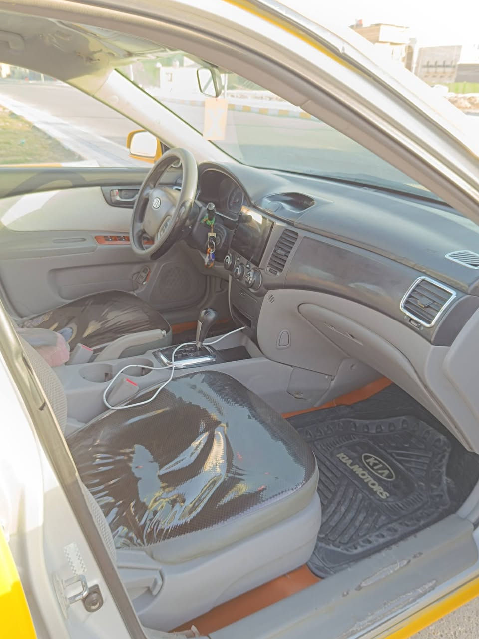 السلام عليكم اوبتيما 2008 للبيع خليجي  مكفوله من العيب الشرعي والاصوليات محرك جديد منظومه غاز كير 5نمر محرك 2000 شاشه كاميرا رقم بغداد مشروع وطني تحويل مكان ناصريه مركز السعر 88وبيها مجال للاستفسار اكثر ه‍.***********
