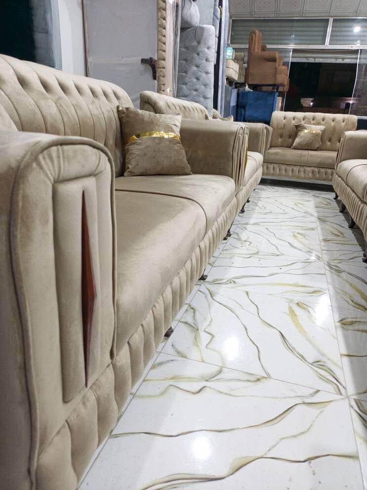 ياالله 
تخمين 10قطع 20مقعد جديد غير مستخدم متانة وقوه شرط العنوان ناصرية مركز 
السعر مليون و150 توصيل مجاني 🚚🚚
للاستفسار الاتصال 
*********** ناصرية, ذي قار
