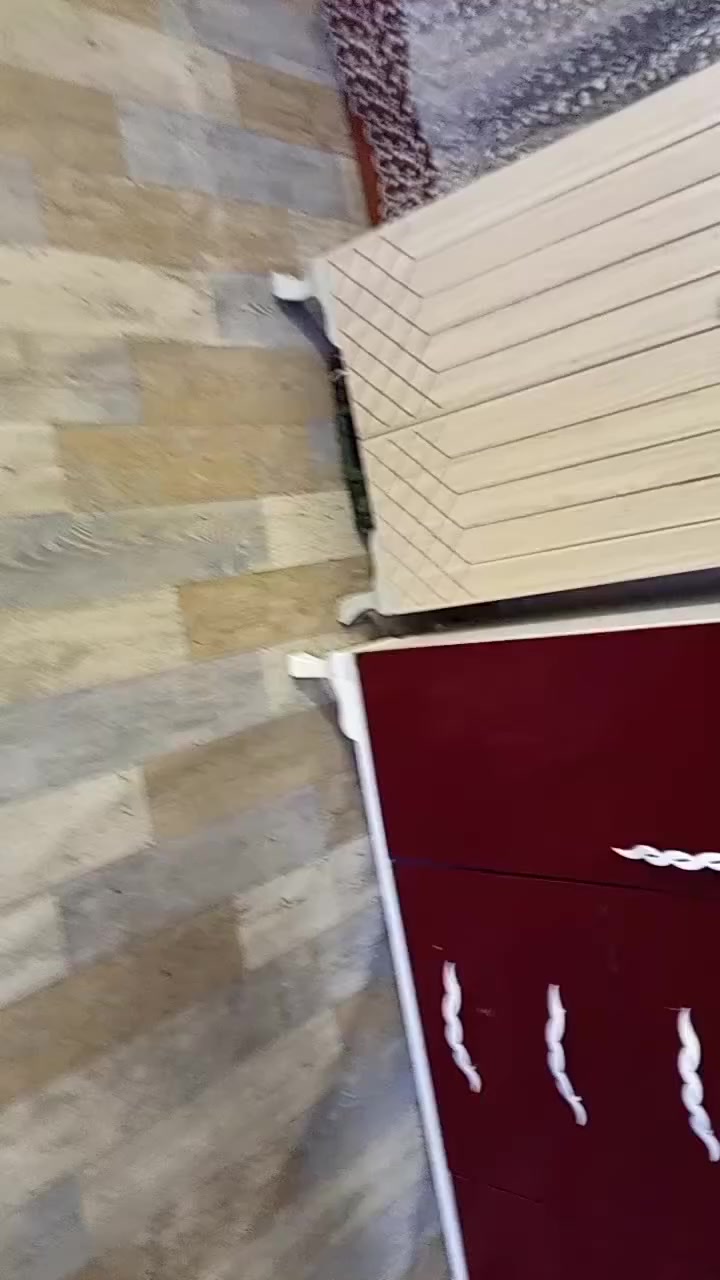 للبيع غرفه تسع قطع نظافه 70% وبسعر مناسب سعر 700 للاستفسار اتصال***********
