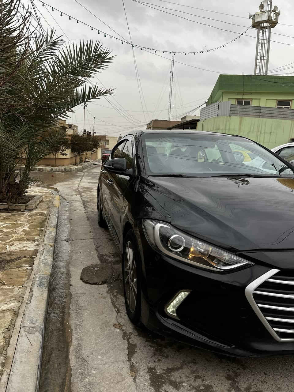 النترا 2017 امريكي ليمتد فول 1/1
المواصفات 
بصمه تشغيل بصمة ابواب 
بانوراما
 رادارات جانبيه 
حساسات خلفيه حساسات كشف اعطال 
تحكم صوتي
تحكمات ستيرن جهتين
ترحيب دخول وخروج 
كشن سايق كهربائي 
4 كشنات تدفئه 
شاشه كامره خلفيه 
3 انضمه قياده (ايكو ،سبورت ،نورمال)
تدفئه وتبريد فول 
كير ومحرك خير من الله تجي وتفحص بعينك 
سياره مال بيت 
كوبون بانزين 
سياره رقم اربيل هزه جديده سنويه 30 
السياره اني شرعيها 
السعر 134
رقم ***********
