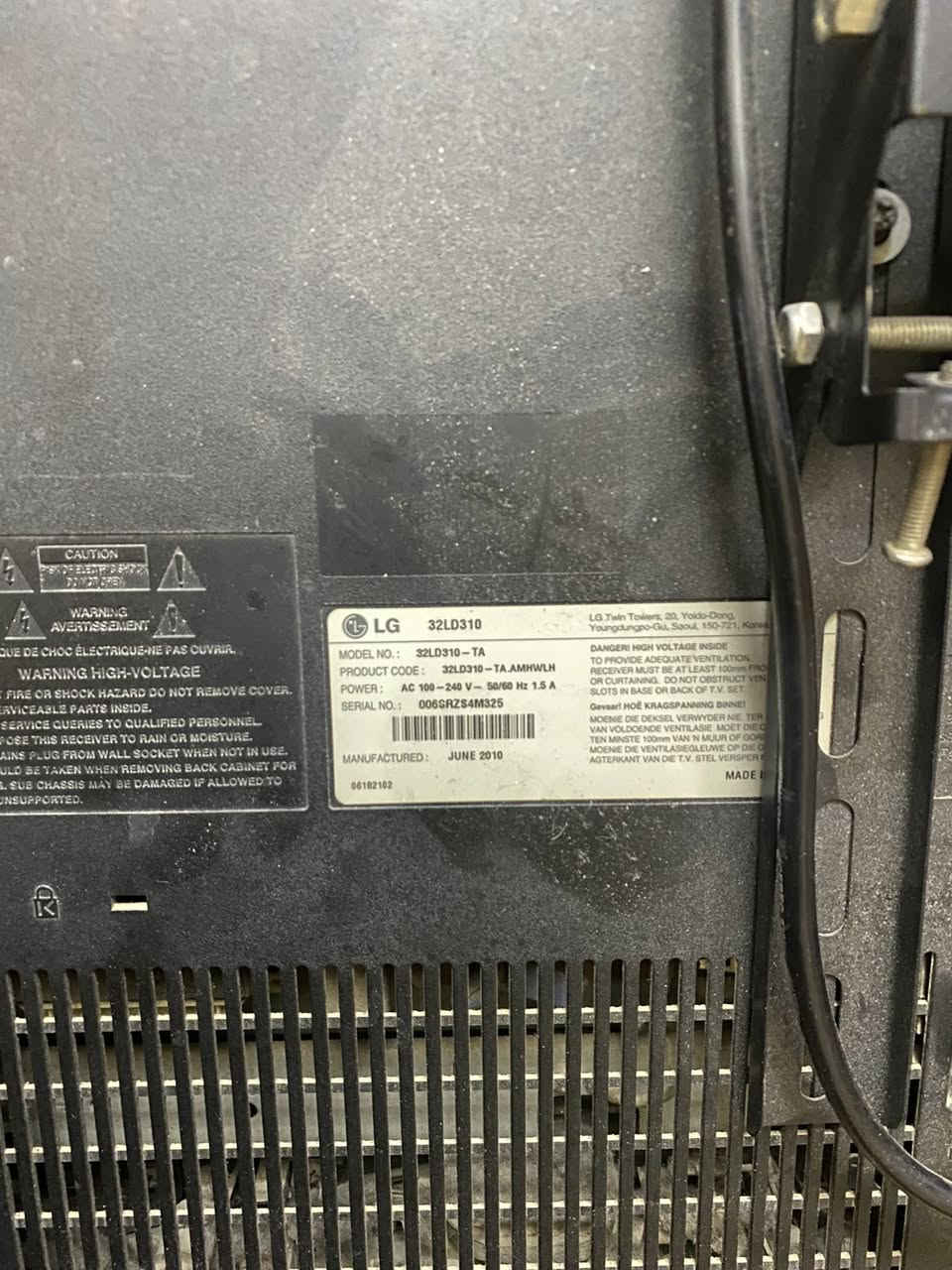 بلازمه LG للبيع قياس 32 وياهه ريمونت وستان تعليك كامل سعرهه ٦٥ الف
***********
