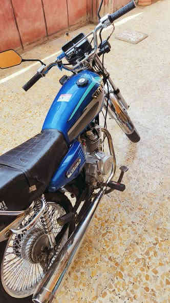 سلام عليكم تايكر 4كير للبيع حبايب الدراجه مكفوله كفاله عامه من التبخير والتنقيص واكفلها عشاير ودوله الدراجه مكينتها خرسه وناعمه وحلوه بل معدل متنلزم اوراق اصولي واكاتبك عليها السعر 450 وبيها مجال للشراي متواجد رقم وخاص ***********
