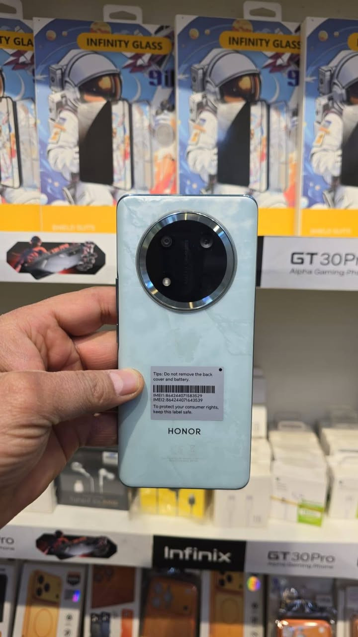 سلام عليكم هونر x9c مستخدم ٣ايام غراضه ممفتوحه اعتبرة جديد
رام 12 ذاكرة 256

بغداد مدينه الاورفلي 

#مركز_بشير

***********
