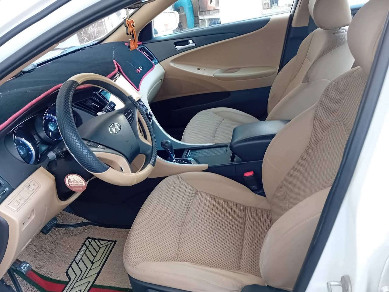 السلام عليكم سوناتا 2012 خليجي
مكفوله كفالة من الصبغ والتبديل والبارد
ماشيه 164الف حقيقي بأسمي رقم بغداد الجديد مكينة  2400 دووش مكفولة كفاله عامه من جميع النواحي سعر 95 وبيه مجال بسيط للاستفسار *********** واتس فقط
