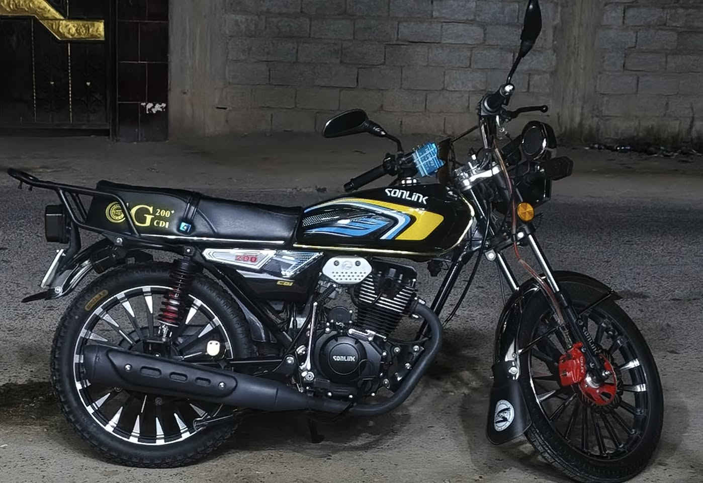 السلام عليكم دراجه ايراني موديل 25
نضيفه كلش ما مفتوح بيهه برغي فقط شاشه تشكل لان غسلت دراجه شوفت عينك مكاني اديالي  جديده الشط اوراق موجوده مالتهه سعر 875
وبيه مجال قليل


**إذا كنت صاحب هذا الإعلان وتريد حذفه لأي سبب، رجاءا أرسل رسالة إلى الدعم الفني**