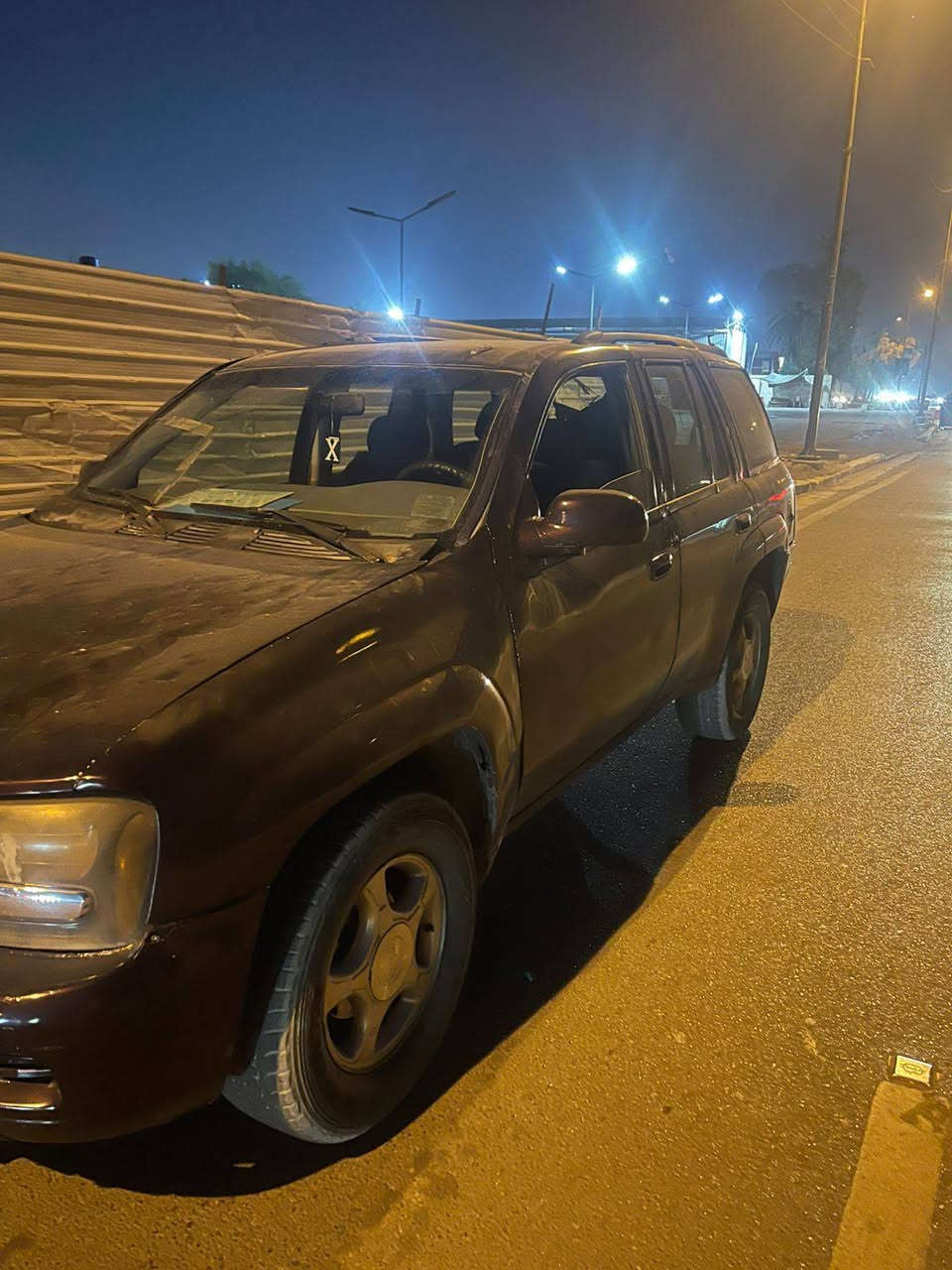 سياره بلايزر مزاد انبار مكانه بغداد 2008
نقوصات السياره 
كمبريسر تبريد 
شغل على الكشر تحتاج  بيه ضربات 
وabs 
السياره من ناحيه الكير والمكينه والداخل كله جديد بطاين كنترولات جدد مابيهن اي شي للعلم محرك قبق ابيض المرغوب 
من ناحية الأوراق الاوراق كامله واصله لحد الاقراص 
*********** 
السعر 50 بيه مجال
