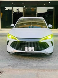 بي وادي سونك L  لون ابيض فول 2025  نسخة الحديثه بطاريه كبيره 120 عداد ...