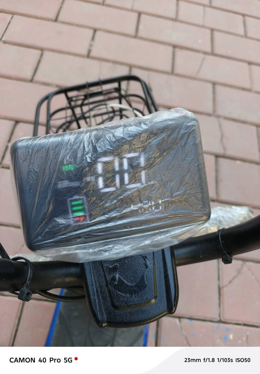 دراجه شحن نضيفه كامله مكمله  مابيه نقص  سعر ٢٠٠الف  وبيه مجال بصيط  حك  جيه مكاني  العلاوي ***********
