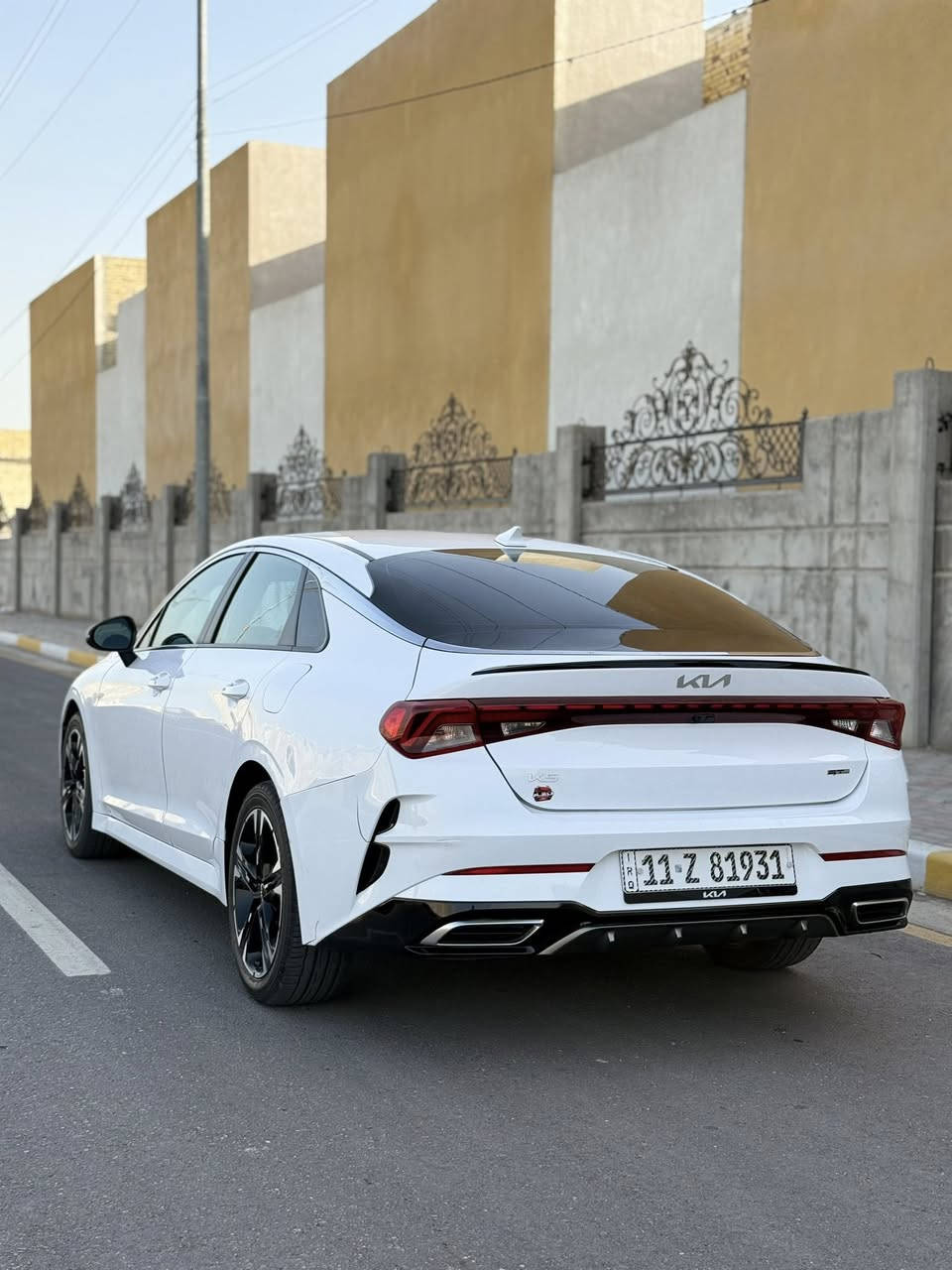 سلام عليكم
K5.Gt line   2024  
بدون ايرباك 

محرك 1600T

السيار فول عد البنوراما

بصمه
 رادارات امامي خلفي جانبي
 
كشنات جلد +السايق كهربائي + تدفئه كشنات اماميه

شاحن وايرليس

سايد بريك كهربائي + اوتو هولد 

مود ادرايف اربع مودات (نورمال +سبورت+كوستم+سمارت )

حادث جاملغ امامي مبدل ومصبوغ   والبنيد بي بارد وصبغ على كده 
وجاملغ خلفي بي بارد 

السعر 200 وبيه مجال
 
للاستفسار  اتصال او موجود واتساب 

***********
