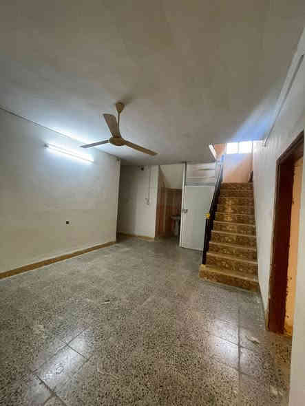 #دار للإيجار طابق ثاني بناء جدًا نظيف موقع جدًا مميز  

( طابو ملك صرف ) 
 

#العنوان كركوك  - حي عدن  -  الضباط  

#المساحة 250 متر الواجهة 10 

 غرف نوم عدد 4 - هول - استقبال   - مطبخ -  صحيات  - كراج سيارة حديقة

العقار #حصرًا لدى مكتبنا 
بأمكانكم عـرض عقارتكم لدينا سواءً كانت #بيــع أو ايـجـار 

 للاستفسار الاتصال *********** رشوان المفرجي 
***********

 يتوفر واتساب - تلكرام  

او مراجعة مكتب [ البيرق للعقار ]حي عدن سايدين مدينة العاب كركوك  قرب جامع تحسين صوراني مقابل ثانوية امداد للبنات
