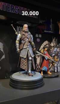 مجسم ذا ويتشر • ارتفاع 26سم