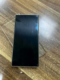 سامسونكs٢٤التر جديد فقط بي فطر زغير بل كلازه مثل ما وضح بصوره وتر برو ...