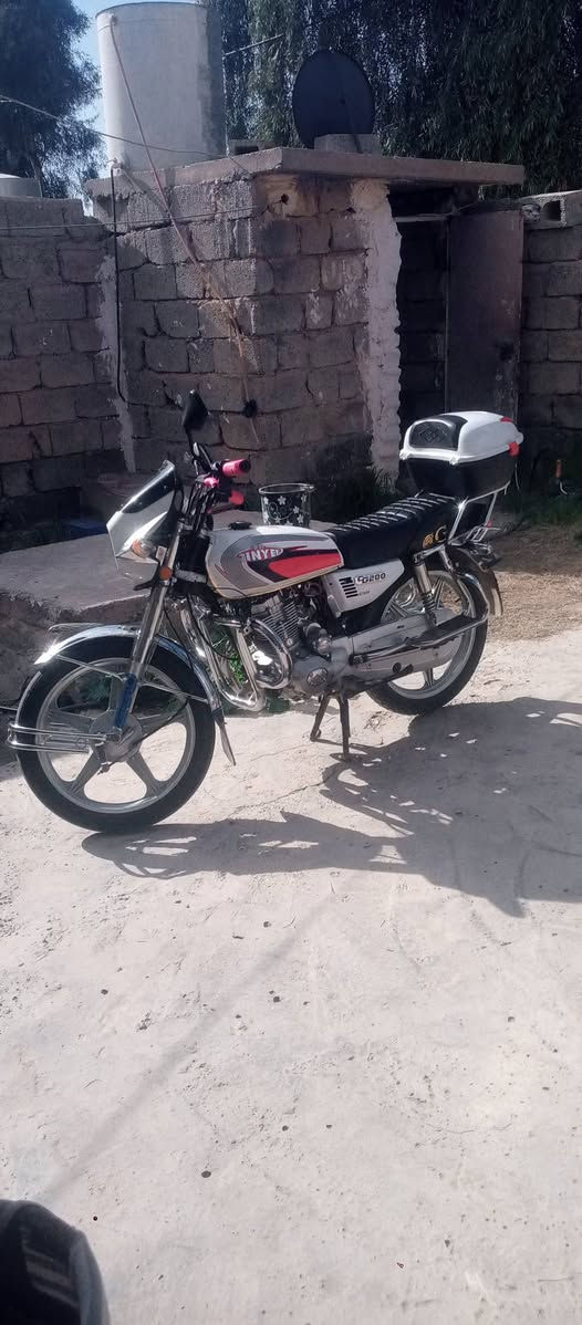 جني ابوالكله خمسه كيربشرط محرك تايرات جدد كهربائيات فول سعرة قفل 550الف واذامراوس بماطور برتا اوستوته   عدي فرق.... ***********
