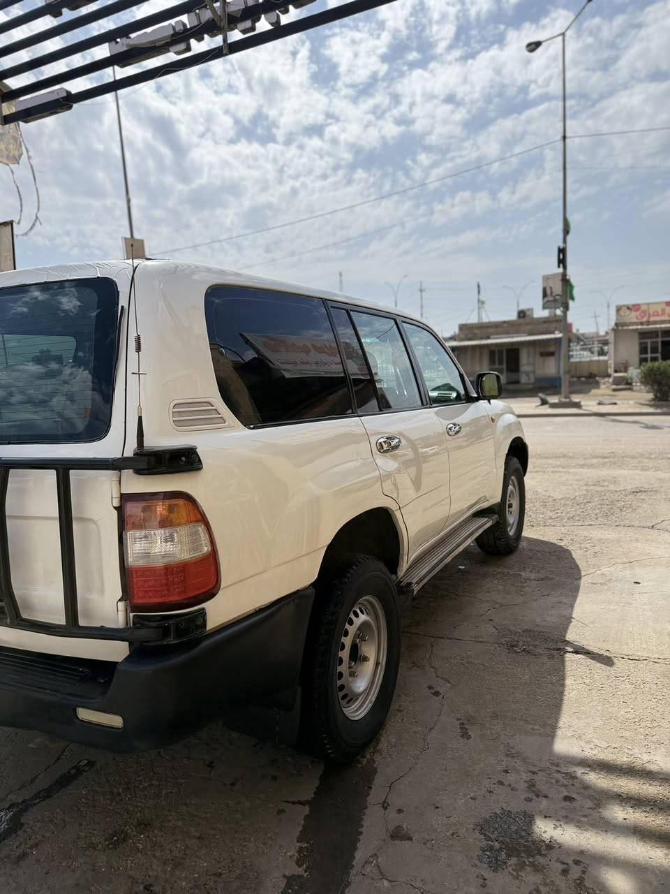 الاندكروز موديل 2003 رقم بصره جديد سنويه جديده ، فول عادي جام كهربائي حداديه جديده تخم ويل جديد تخم تاير كيرعادي  باقي التفاصيل اتصل عله رقم *********** 
سعره 114 بيه مجال
