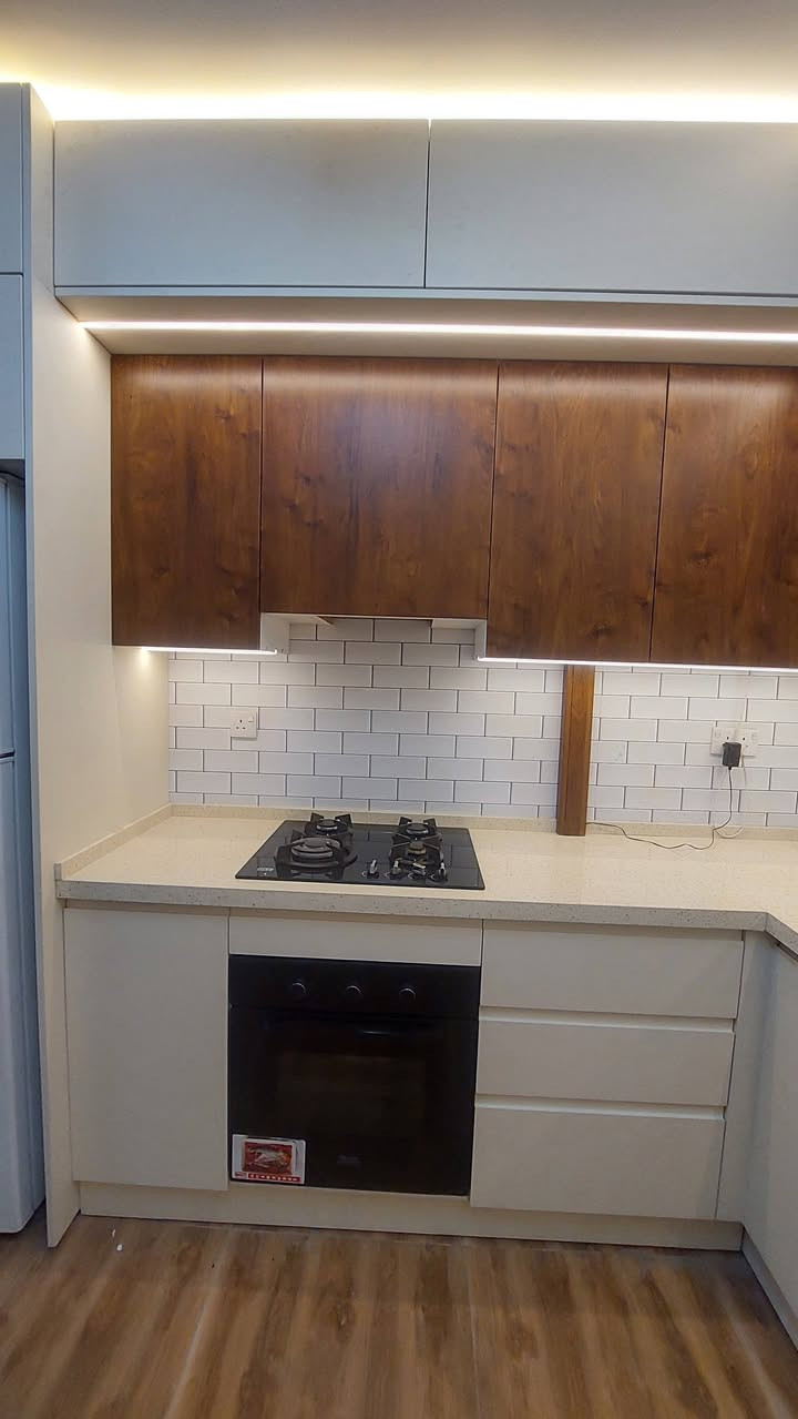 شعارنا التميز 
انجاز مطبخ شقه ١٠٠ شرقي 
دزاين مودرن دبل ملحق 
من أعمالنا المنجزه في مدينه بسمايا 
ضوء القمر للمطبخ التركي 
بسمايا الشارع العام مجمع طاحونة الرايه مقابل بيت بيوتي للإستفسار الاتصال على الرقم ***********
