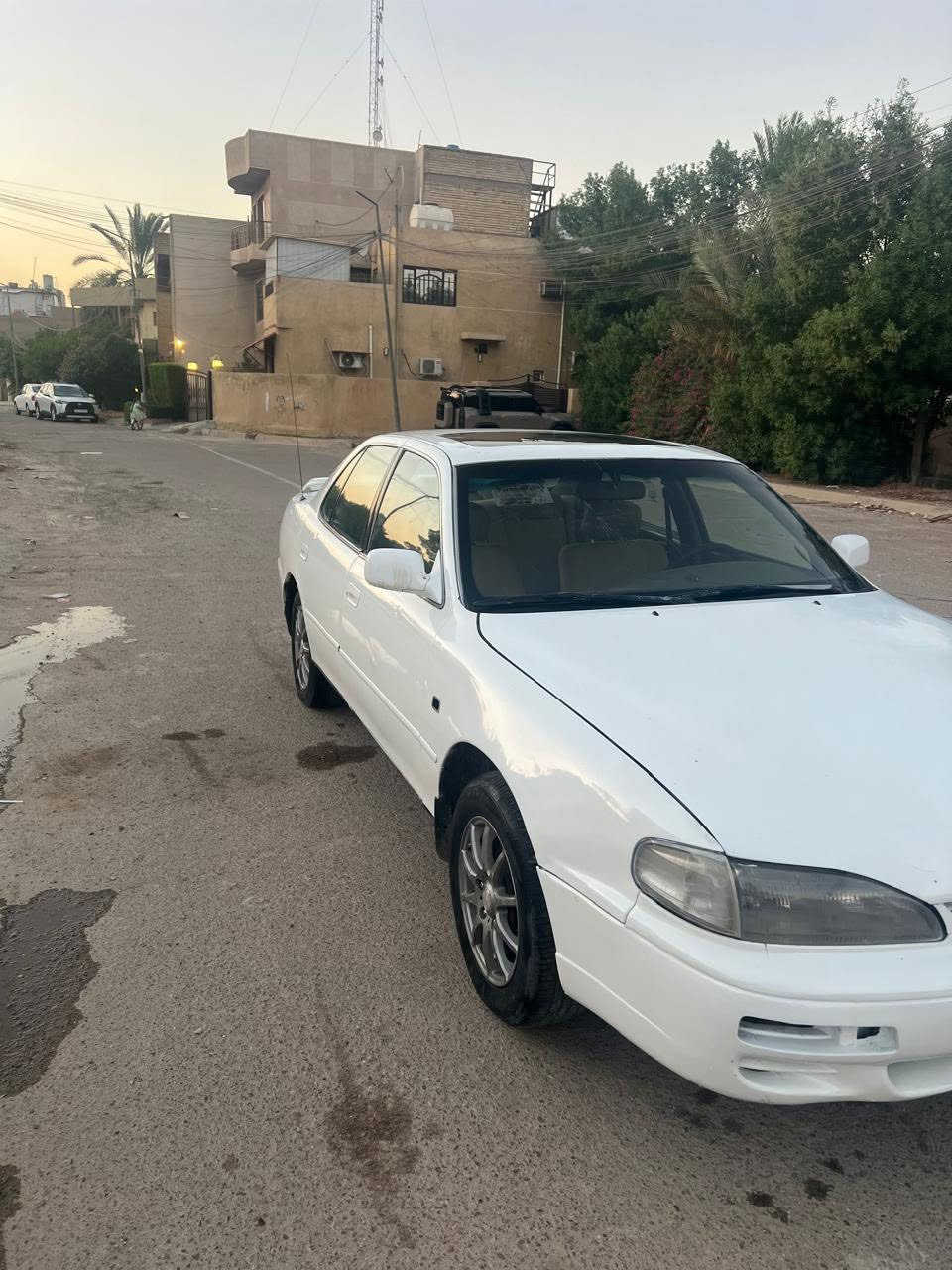 السلام عليكم سيارة كامري للبيع موديل 96 يسره بلاد مامحوره مكينه گير تبريد صدر كهربائيات كله جاهزه رقم بغداد شبه مميز شرط التحويل السعر 50$ وبيها مجال بسيط 
مكاني بغداد المنصور ساحة اللقاء 
التواصل على الرقم ***********
