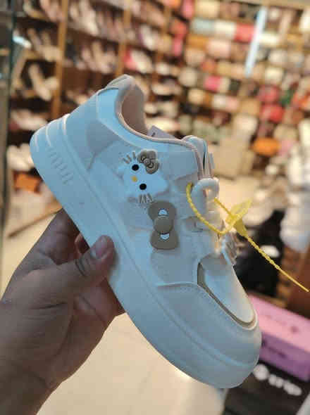 مرحبًا زبائنا وفرنا لكم ترانشوزات كولش حلوة
قياسات من 36الى41 قياسات مختلفة
عنوان المحل ديالى المقدادية حي المعلمين شارع المخضر مجمع العزاوي
يوجد توصيل
واتساب ***********
