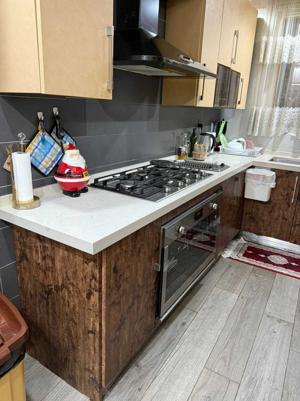 مطبخ حار وبارد للبيع بسعر ٨ مليون
+964 773 271 7702
