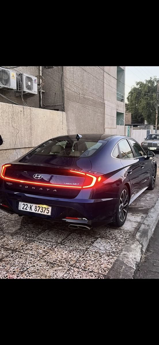 بسم الله الرحمن الرحيم
سوناتا 2021 للبيع 
ماشيه 66 الف 
حجم المحرك 1.6T
نوع الكير AT المرغوب
موصفات السياره لمتدد (vip) اعلى فئه بالسوناتا
تدفئه تبريد بالكراسي 
نظام ترحيب 
صندوق ذكي فتح عند الاقتراب 
هيتر بالاستيرن 
كراسي كهربائيه +خزن ميموري
سماعات سستم 12 سماعه BOSE
شاشه ابل كار بلي + اندرويد اوتو 
شاحن لاسلكي 
كامرات 360 درجه 
سقف بانوراما 
لايت زنون 4 عدسات +بك لايت LED متصل
تشغيل عن بعد + قياده بالريمونت 
رادارات اماميه + خلفيه + جانبيه
نقط عمياء بالمري 
مثبت سرعه 
تعتيم تلقائي بالمرايه الوسطيه 
كامره مع الاشاره 
توقف ذاتي امامي خلفي 
هاند بريك كهربائي + اوتو هولد 
اربعة وضعيات للقياده + شفتات استيرن 
(Normal +sport+ smart+ Custom) 
عدادات سرعه دجتال 
اناره داخليه LED
تبريد بيانو + شاشه للتبريد 
ضرر السيارة قطعه وحده فقط الجاملغ الايسر بدون دواخل وبدون ايرباك
السعر 180$ بيها مجال بسيط
مكان السياره بغداد الكرخ 
***********
