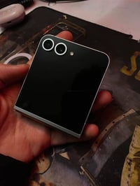 سامسونج فليب زد 6 • ٢٥٦ • نضافه وكالة