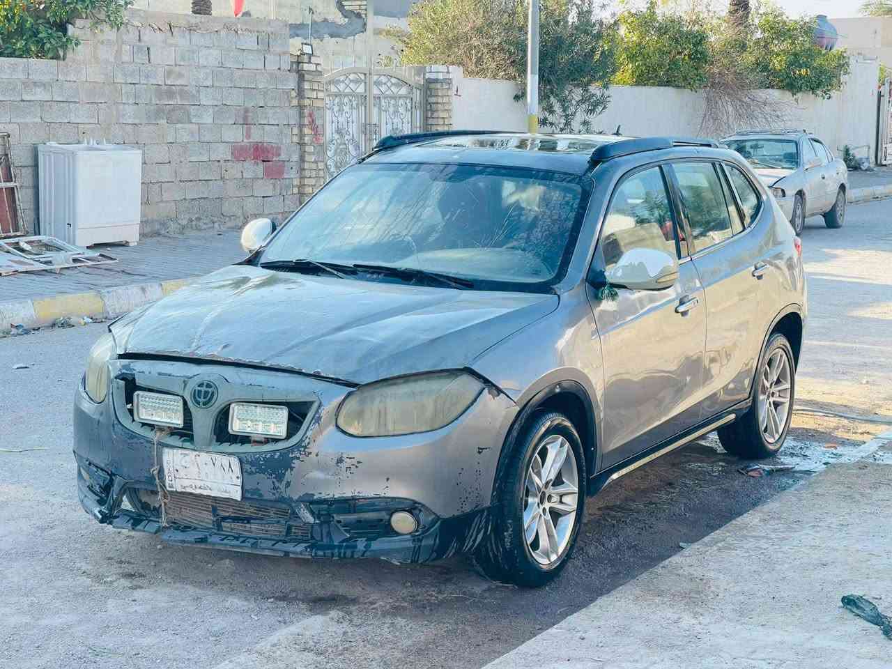 السلام عليكم ورحمه الله وبركاته
سياره بيرلنس للبيع موديل 14 رقم بغداد 
راعيها موجود بغداد بس ما عندي رقمه السياره يرادلها ترتيب 
مكينه وكير مال كامري 2400 خير من الله 
حداديه جديده 
سعرها 25 ورقه وبيها مجال 
للاستفسار اتصل 
***********
