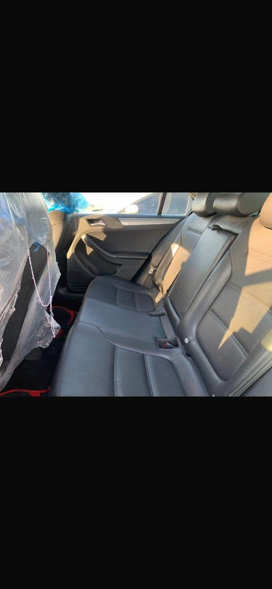 volkswagen jeta

موديل٢٠١٧
مەکینە ١٤ تۆربۆ -فوول مواسفات
کوشن جلد. کوشن هیتەر.شاشە. کامێرا. کار پلەی. بەسمە. 
سەیارەیەکی پاک و جوان و بێ مەسرەفە گێر و مەکینە بە شەرت 
٤ پارچە  
 ارباگ به س شان سيستەم کرایتەوە
نرخ: ١١٦  معامەلە
ژماره موبايل *********** أربيل, العراق
