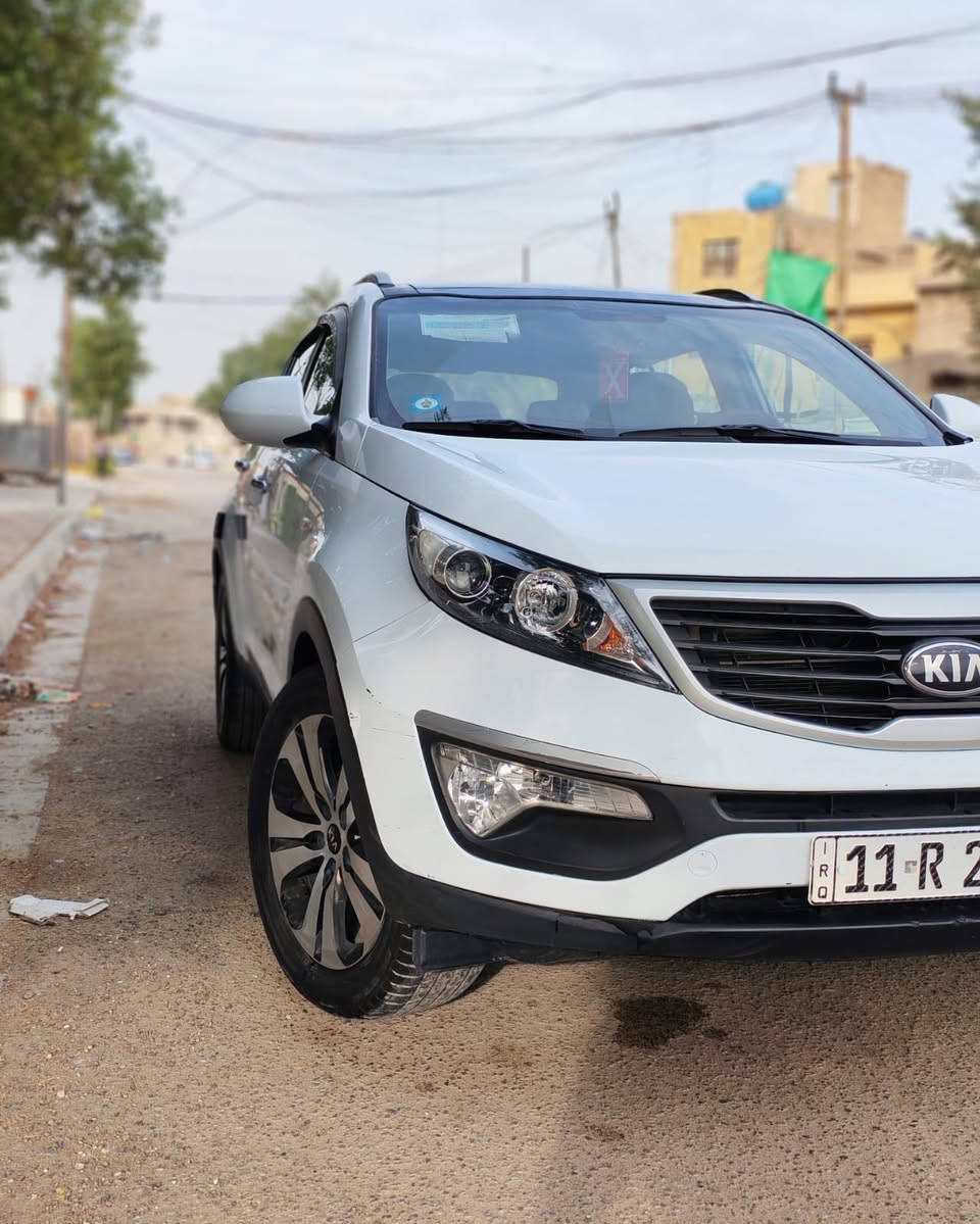 السلام عليكم سيارة سبورتج  ٢٠١٤ مواصفات كامله وارد خليجي اوتماتيك رايدها ب١٥٥٠٠ دولار هذا رقمي اي استفسار اني حاضر 
***********
