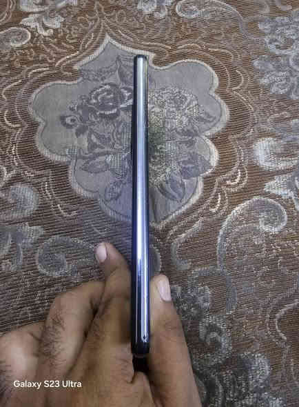 سلام عليكم جهاز A72 جهاز حلو وعملي ونضيف بس بية فطر بشاشه بسيط لونه اسود ذاكرته 256 جهاز مايصرف شحن جهاز مامفتوح ولا مبدل بية اي شي كارتونه وشاحنه مالاته ل اصليات 
سعر 300 وبية مجال 
رقمي ***********
متواجد ع واتساب
