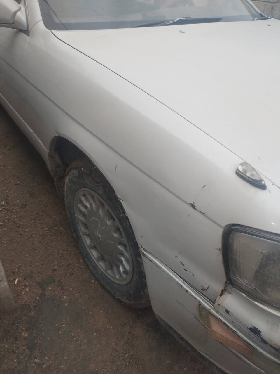 سلام عليكم بطه للبيع بيه كصه سنويه بعدي ما صاقطه محرك كير اكسن كهربائية حداديه خير من الله نقص بس تبريد سعر 30 وبيه مجال مدور ويمت ما تريد مراوس هم ترهم متواجد خاص او اتصل ع الرقم *********** ***********
