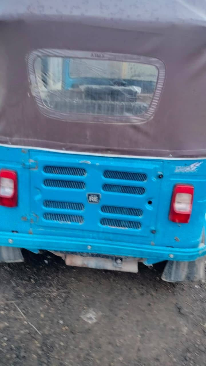 تكتك عشرين ارقام نكليزي رقم واصط تكتك معمره وحلو جاهزه بوش وبستم قبل شهر  تكتك جاهزه اتصال وبي واتساب ***********
