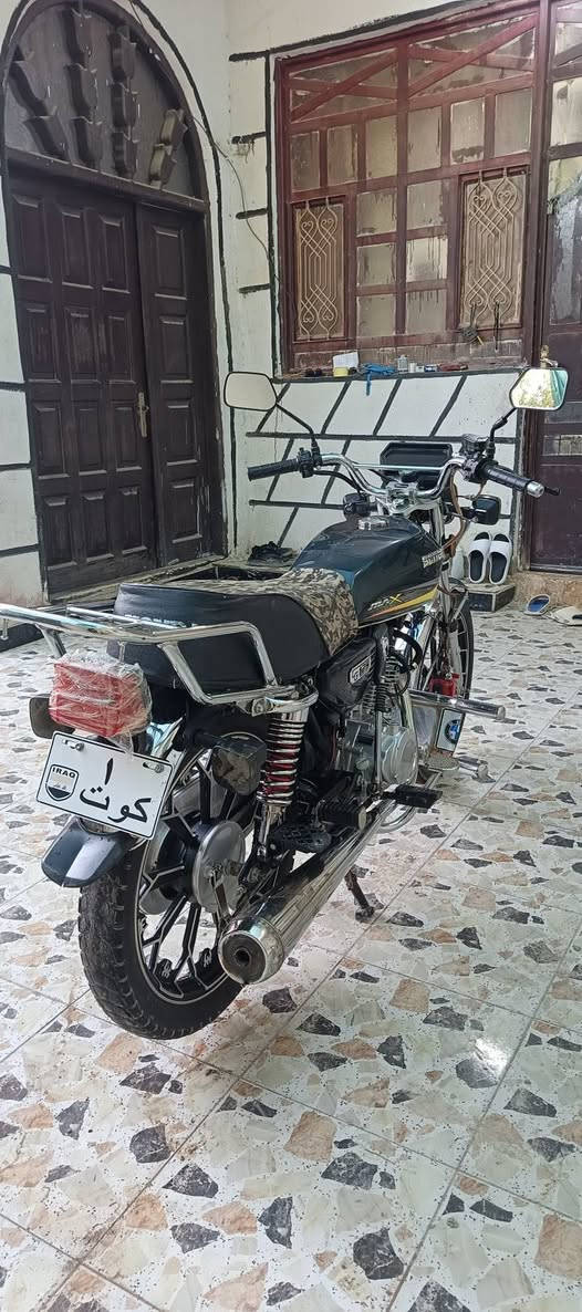 سيفان موديل2024 اوراق كاملات دراجة نضيفة للبيع سعر 650 وبيه مجال للشراي مكاني بعقوبة كاطون الرحمة  موجود خاص او اتصل ***********
