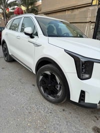 سورنتو  2024  (4) سلندر  N/M عداد السيارة / 40 الف KM  كفالة عامة  رقم...